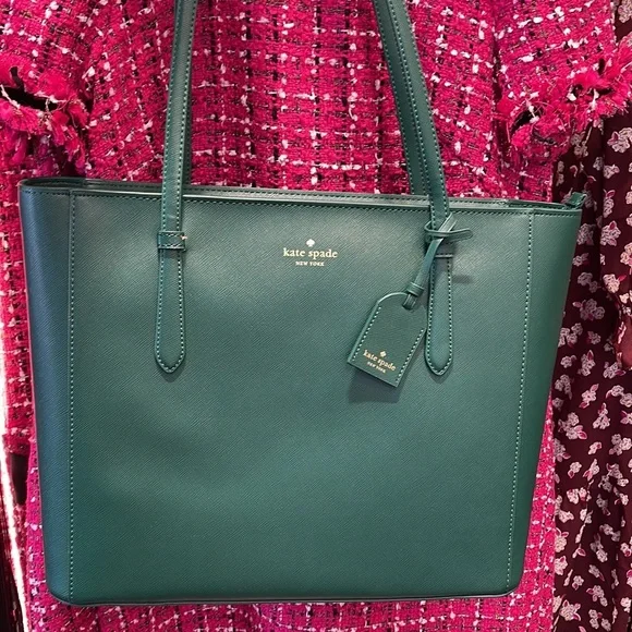 Kate Spade Schuyler Medium Tote
Deep Jade - Picture 11 of 16